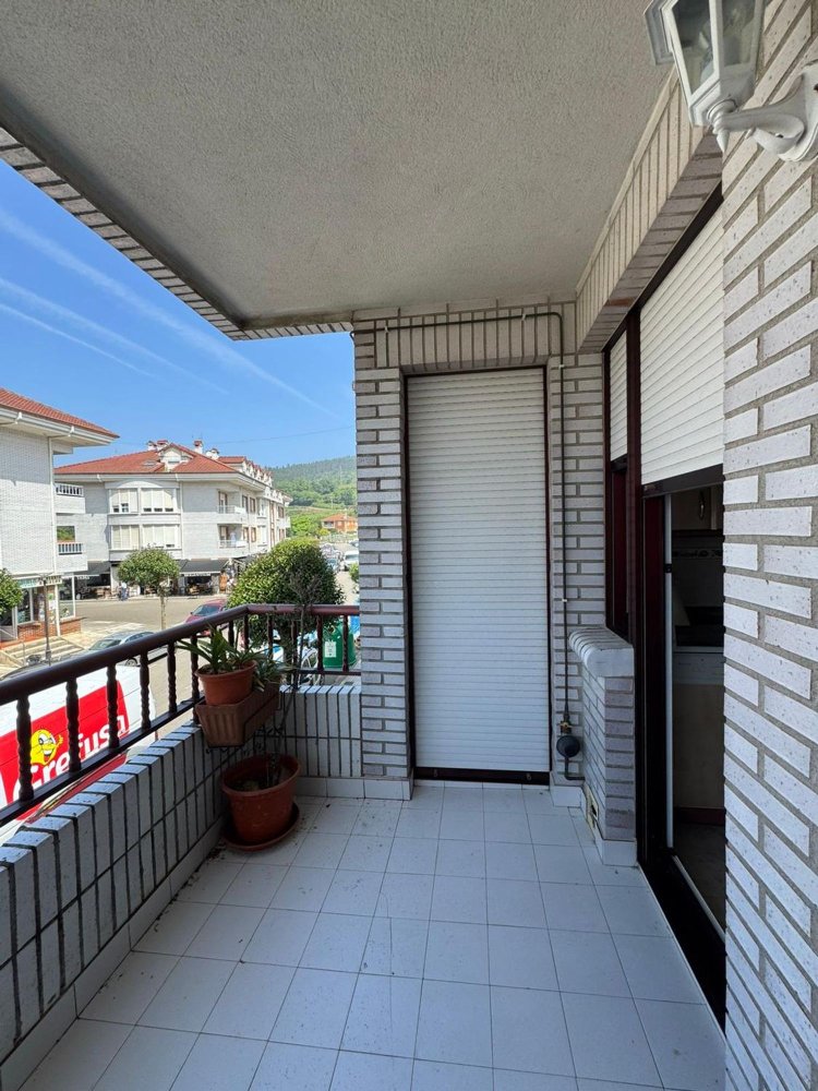 2 bedrooms Apartment in Cantabria, Spain No. 153238