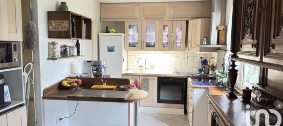 Casa de 3 dormitorios en Les Mureaux, France No. 348032 20