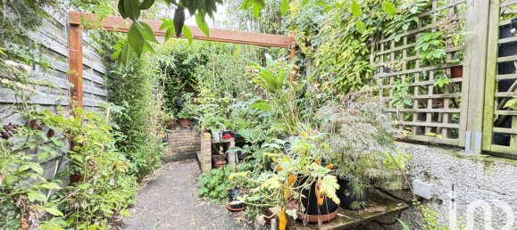 Casa de 3 dormitorios en Les Mureaux, France No. 348032 22