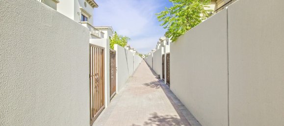 3 Schlafzimmer Villa in Reem, UAE, Nr. 110957 2