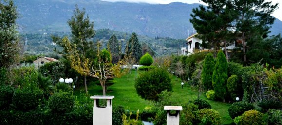 Коммерческая недвижимость с 4 спальнями в Ксилокастрон, Греция № 6007 5