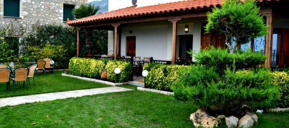 Коммерческая недвижимость с 4 спальнями в Ксилокастрон, Греция № 6007 2