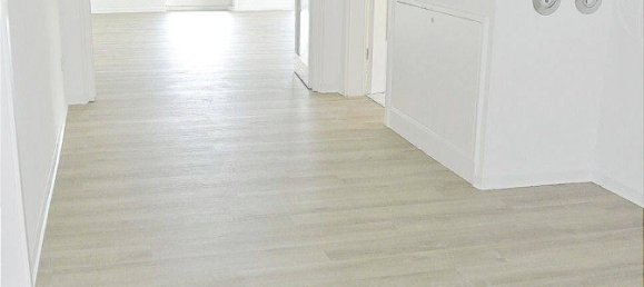 3 rooms Apartment in Altona, Germany No. 265330 4