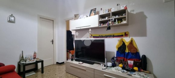 Apartamento de 3 divisões em Genoa, Italy N.º 231882 5
