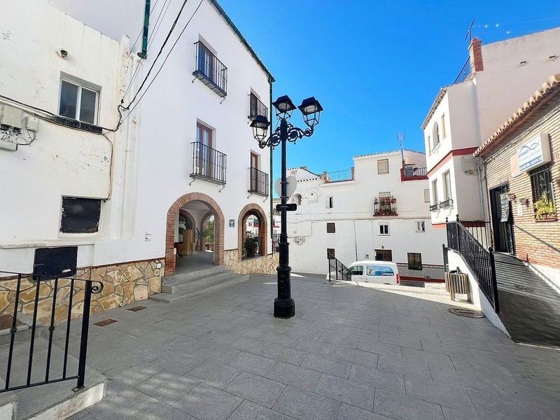 Таунхаус с 4 спальнями в Канильи де Асейтуно, Испания № 221809