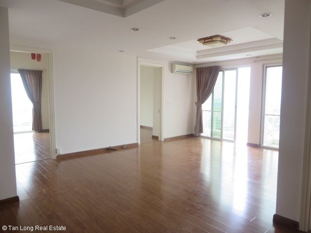 4 Schlafzimmer Wohnung in Tay Ho, Vietnam, Nr. 3932