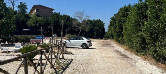 عقار تجاري في Castelnuovo di Porto, Italy 4800متر مربع رقم 310603 8