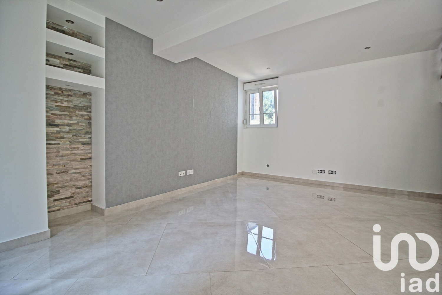 Moradia em banda T4 em Chalons-en-Champagne, France N.º 238592