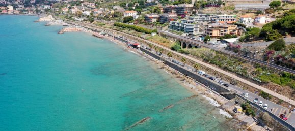 Apartamento de 2 habitaciónes en Sanremo, Italy No. 265723 16