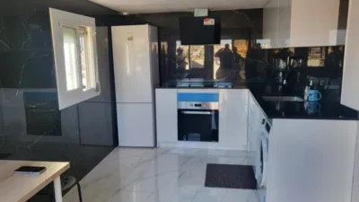 3 Schlafzimmer Penthouse in Santa Coloma de Gramenet, Spain, Nr. 134372