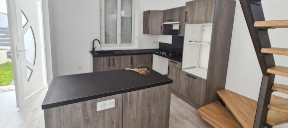 2 bedrooms House in Romans-sur-Isere, France No. 207418 2