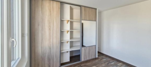 2 bedrooms House in Romans-sur-Isere, France No. 207418 8