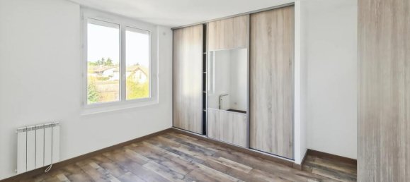 2 bedrooms House in Romans-sur-Isere, France No. 207418 7