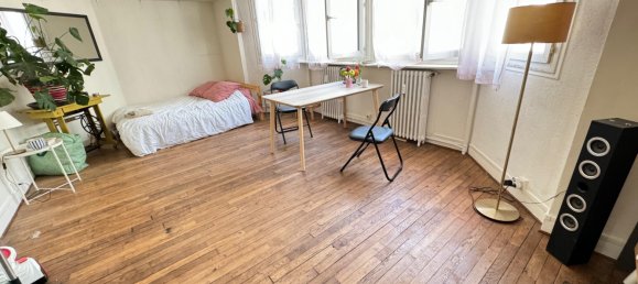 1 bedroom Apartment in Paris, France No. 187187 2