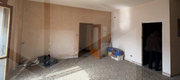 4 bedrooms Apartment in Frattamaggiore, Italy No. 23942 17