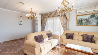 5 bedrooms House in Jun, Spain No. 269852