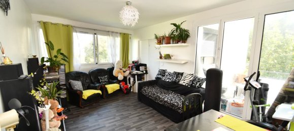 2 chambres Appartement à Sevran, France No. 181562 3