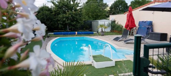 Casa de 10 habitaciónes en Marly, France No. 219124 9