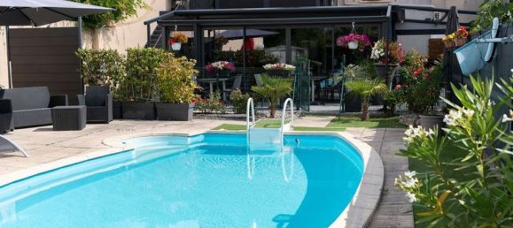 Casa de 10 habitaciónes en Marly, France No. 219124 10