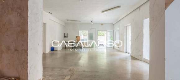 Imóvel comercial de 1 divisão em Civitanova Marche, Italy N.º 344522 12