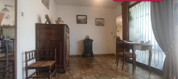 3 bedrooms House in Dissay, France No. 300952 4