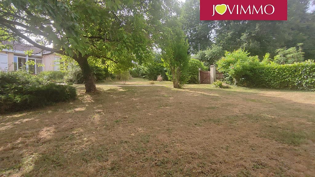 3 bedrooms House in Dissay, France No. 300952