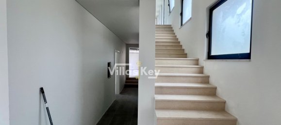 Casa de 4 dormitorios en Lagoa, Portugal No. 28481 49