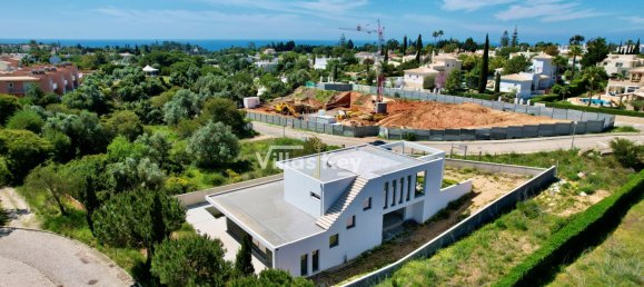 Casa de 4 dormitorios en Lagoa, Portugal No. 28481 4
