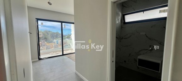 Casa de 4 dormitorios en Lagoa, Portugal No. 28481 47