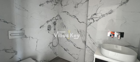 Casa de 4 dormitorios en Lagoa, Portugal No. 28481 56