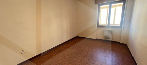 Apartamento de 3 habitaciónes en Cerignola, Italy No. 18436 2