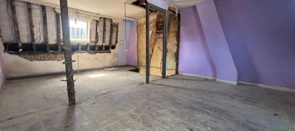 6 rooms House in Roubaix, France No. 281627 8