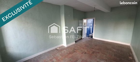 2 bedrooms House in Liesse-Notre-Dame, France No. 49876 3