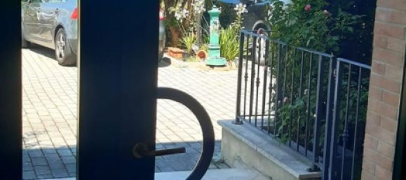 4 rooms Apartment in Sant'Elpidio a Mare, Italy No. 292940 4