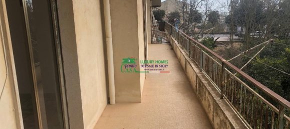 6 rooms Apartment in Ragusa, Italy No. 66881 12