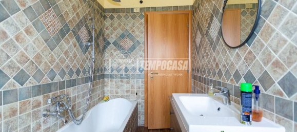 Квартира с 2 спальнями в Сена Лодиджана, Италия № 180528 11