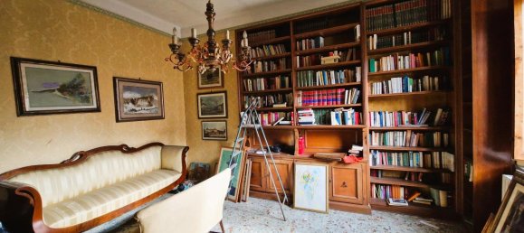 9 rooms House in Lucca, Italy No. 30867 22