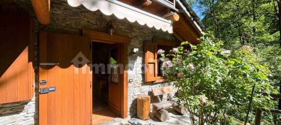 3 bedrooms House in Gerola Alta, Italy No. 293785 3