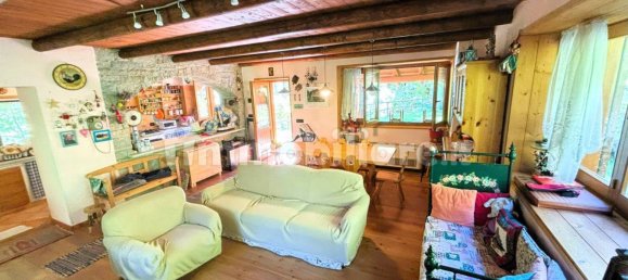 3 bedrooms House in Gerola Alta, Italy No. 293785 2