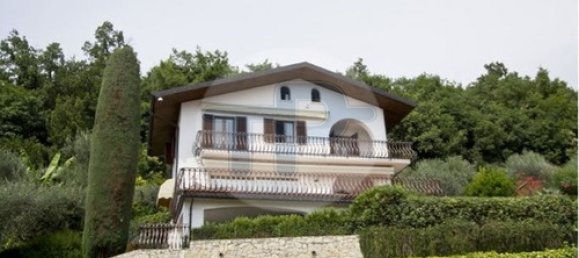 8 rooms Villa in Saale-Holzland, Germany No. 188811 2