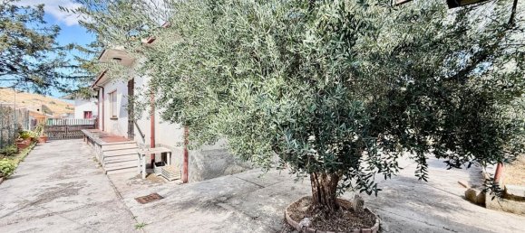 4 rooms Villa in Torre de' Passeri, Italy No. 298027 4