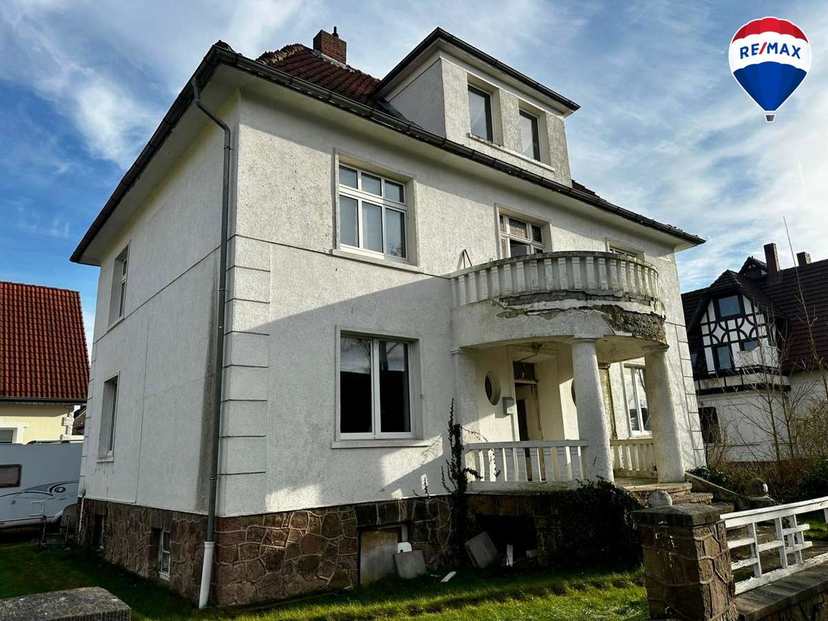 Villa de 5 dormitorios en Minden-Lubbecke, Germany No. 149238