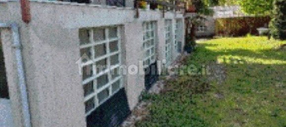 1 bedroom Apartment in Mercallo, Italy No. 14402 8
