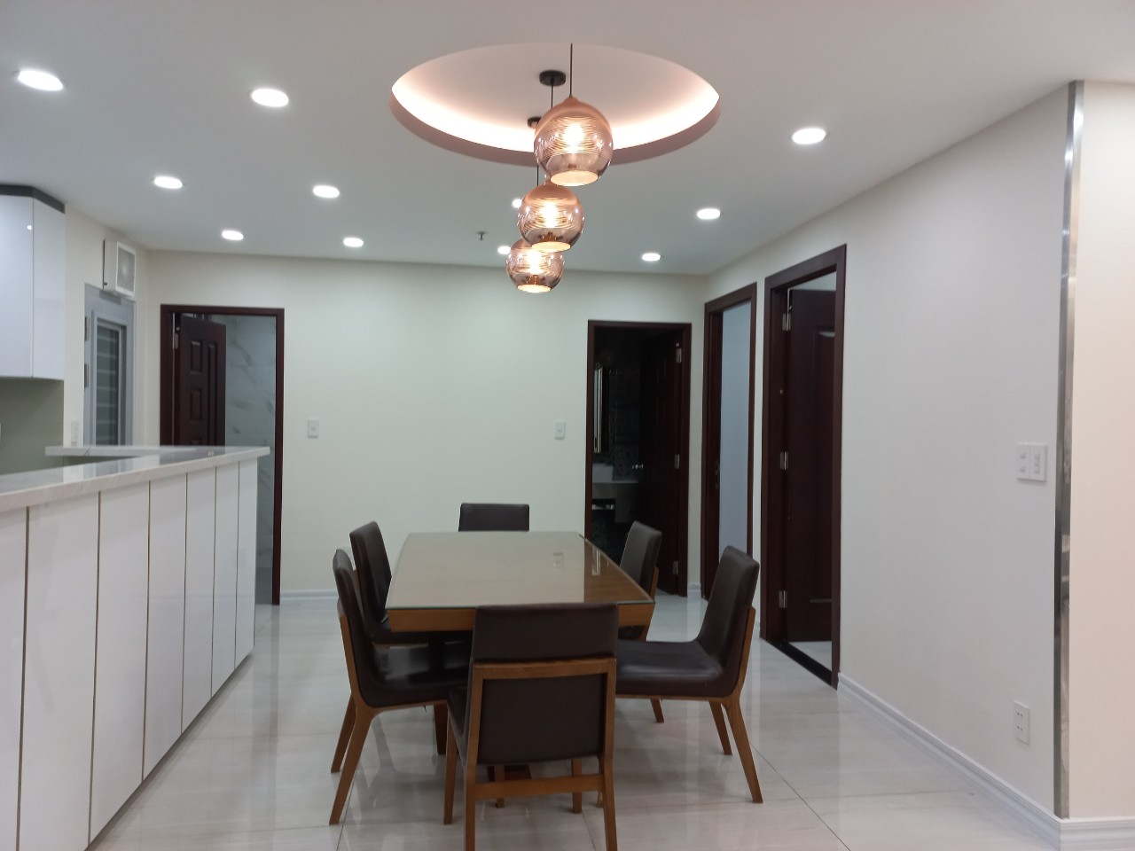 3 dormitorios condominium en alquiler en District 7, Ho Chi Minh, Vietnam № 13723