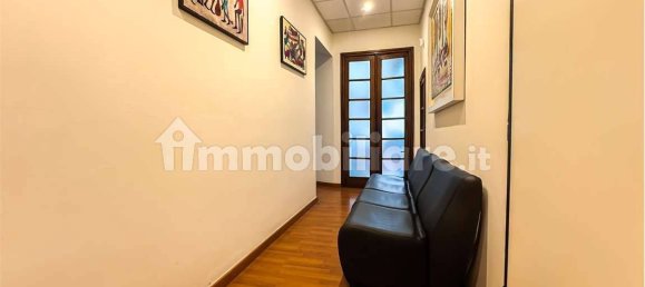 5-Zimmer Büro in Cagliari, Italy, Nr. 276392 10