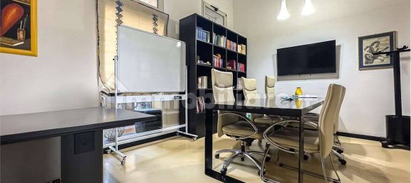 5-Zimmer Büro in Cagliari, Italy, Nr. 276392 6
