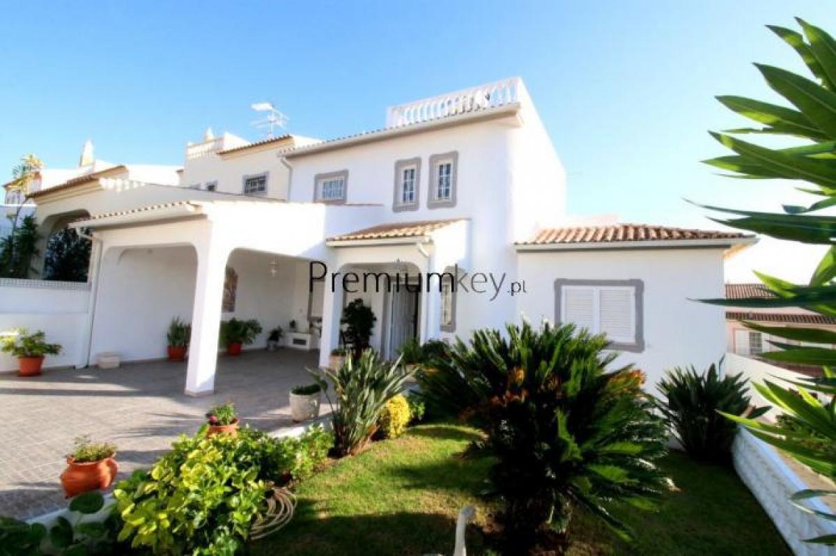 3 Schlafzimmer Haus in Albufeira, Portugal, Nr. 2657