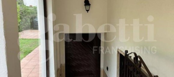 3 bedrooms Villa in Bari, Italy No. 198723 26