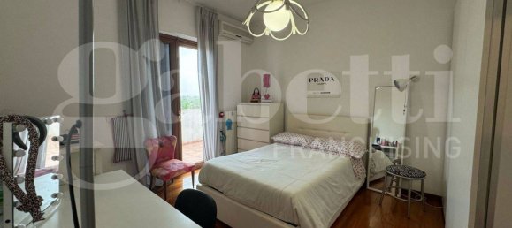 3 bedrooms Villa in Bari, Italy No. 198723 21