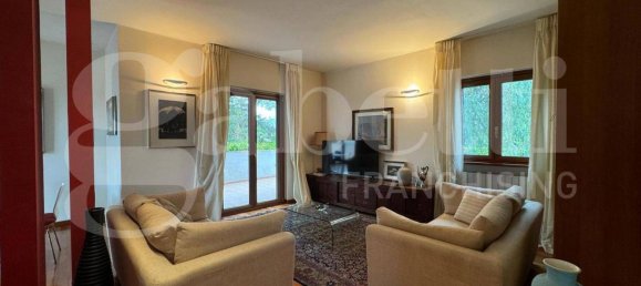3 bedrooms Villa in Bari, Italy No. 198723 6